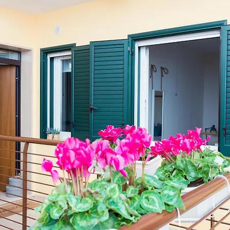 Isola Blu Апарт-отель 4*